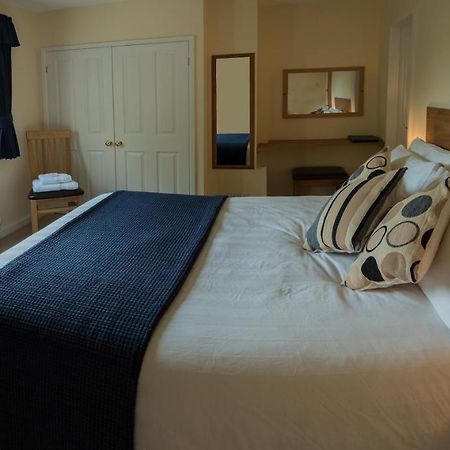 The Lodge Brecon B&B Bagian luar foto