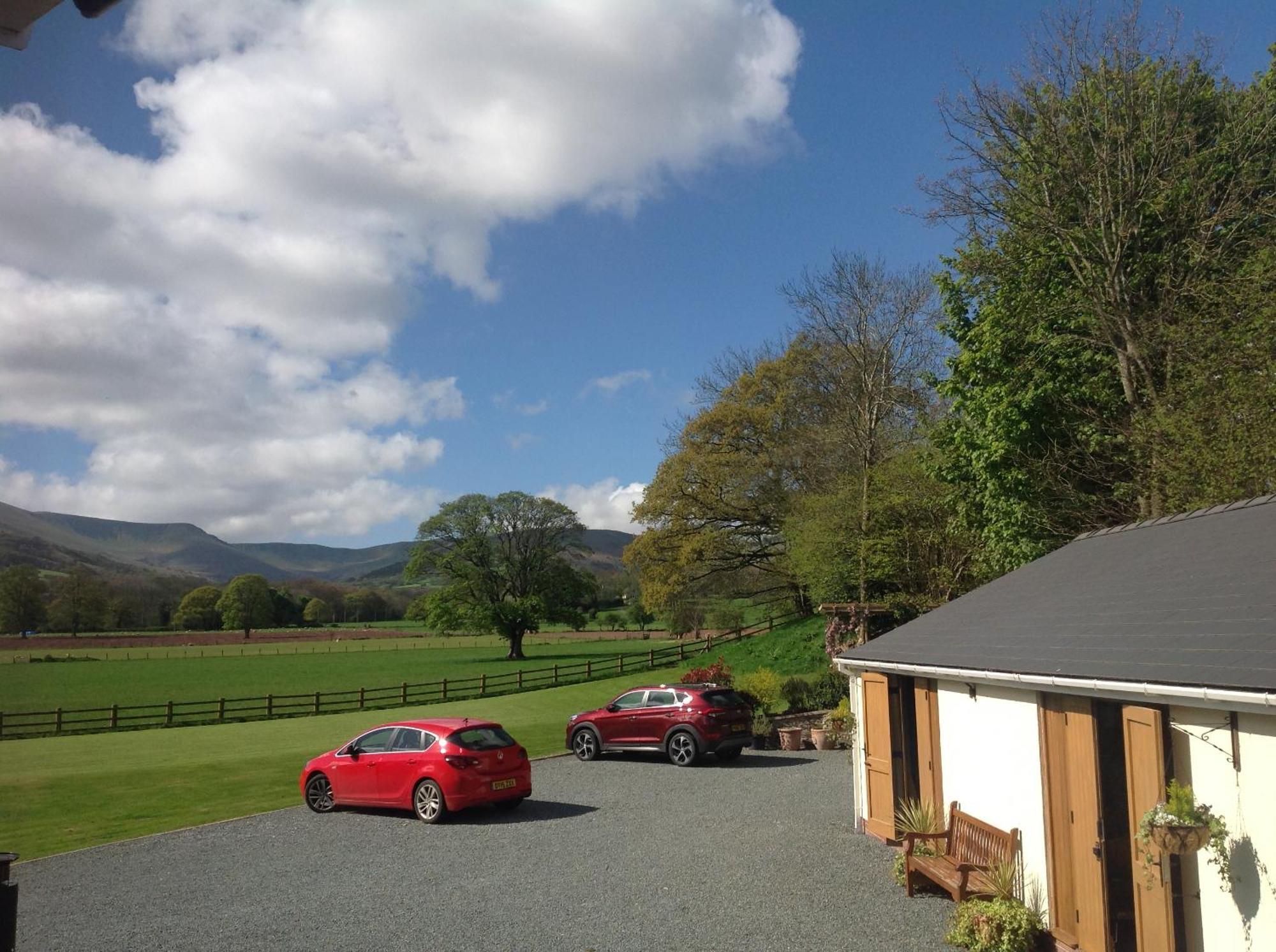 The Lodge Brecon B&B Bagian luar foto