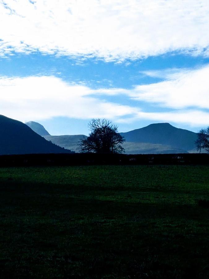 The Lodge Brecon B&B Bagian luar foto